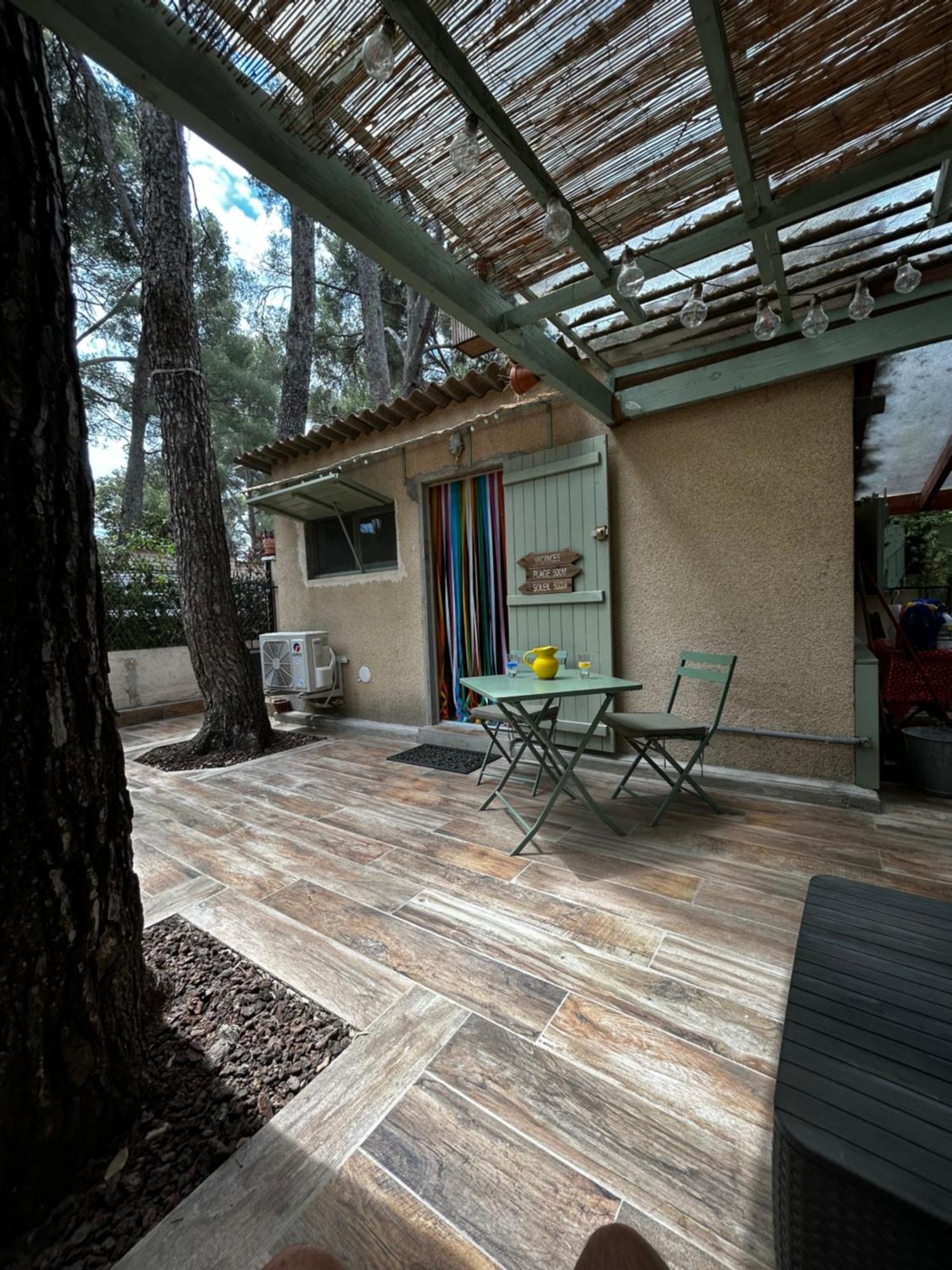 Cabanon A Sur Au Coeur De Portissol.