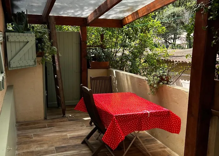 Cabanon à Sanary sur mer au coeur de Portissol.